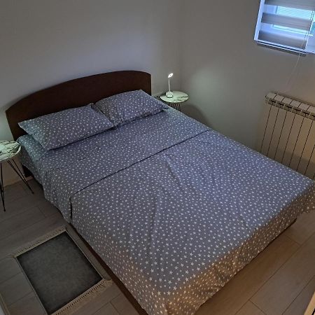 Appartamento Apartman Miva Belgrado Esterno foto