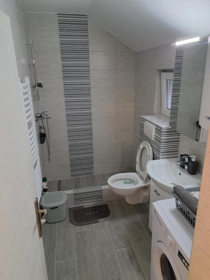 Appartamento Apartman Miva Belgrado Esterno foto